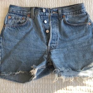 Vintage Levi cutoff shorts
